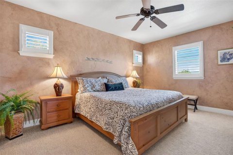 Casa en venta en Clearwater, Florida, 6 dormitorios, 368.91 m2 № 2196905 - foto 24