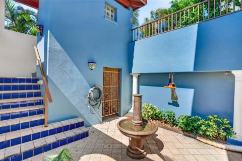 Casa en venta en Clearwater, Florida, 6 dormitorios, 368.91 m2 № 2196905 - foto 5