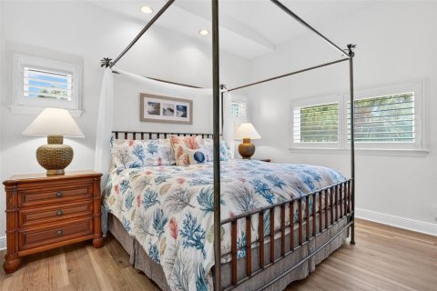 Casa en venta en Clearwater, Florida, 6 dormitorios, 368.91 m2 № 2196905 - foto 21