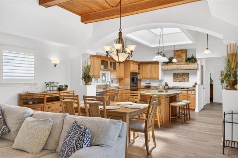 Casa en venta en Clearwater, Florida, 6 dormitorios, 368.91 m2 № 2196905 - foto 11