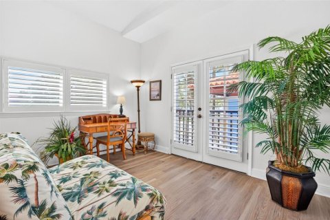 Casa en venta en Clearwater, Florida, 6 dormitorios, 368.91 m2 № 2196905 - foto 26