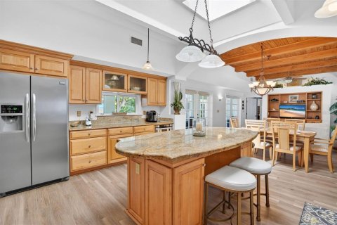 Casa en venta en Clearwater, Florida, 6 dormitorios, 368.91 m2 № 2196905 - foto 14