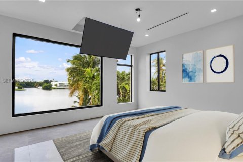 Villa ou maison à vendre à Miami, Floride: 5 chambres, 529.36 m2 № 1998539 - photo 7