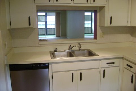 Condo in Clearwater, Florida, 2 bedrooms  № 1775724 - photo 5