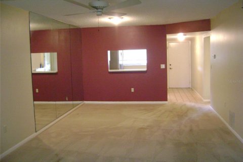 Condo in Clearwater, Florida, 2 bedrooms  № 1775724 - photo 11
