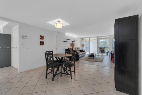 Condominio en venta en Weston, Florida, 2 dormitorios, 118.26 m2 № 1699736 - foto 8