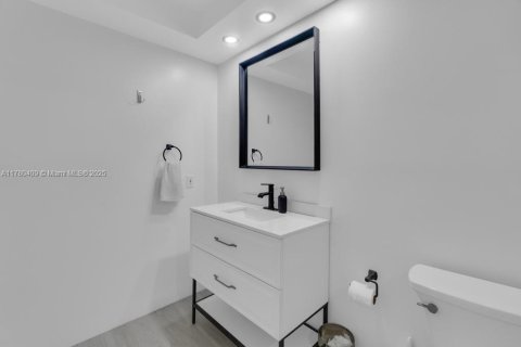 Condominio en venta en Weston, Florida, 2 dormitorios, 118.26 m2 № 1699736 - foto 17