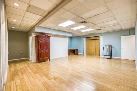 Propiedad comercial en venta en Palm Beach Gardens, Florida № 2268473 - foto 22
