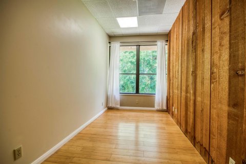 Propiedad comercial en venta en Palm Beach Gardens, Florida № 2268473 - foto 15