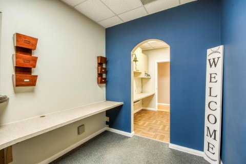 Propiedad comercial en venta en Palm Beach Gardens, Florida № 2268473 - foto 8