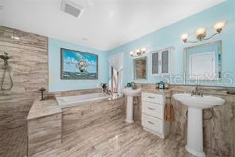 Casa en alquiler en Lake Mary, Florida, 4 dormitorios, 319.77 m2 № 1817983 - foto 23