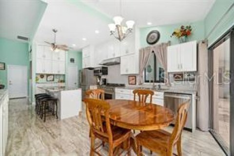 Casa en alquiler en Lake Mary, Florida, 4 dormitorios, 319.77 m2 № 1817983 - foto 10