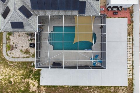 House in Weeki Wachee, Florida 5 bedrooms, 249.35 sq.m. № 2221705 - photo 13