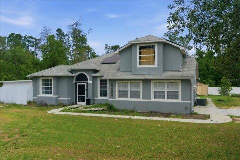 House in Weeki Wachee, Florida 5 bedrooms, 249.35 sq.m. № 2221705 - photo 5