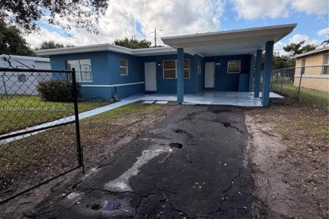 House in Fort Lauderdale, Florida 3 bedrooms, 116.03 sq.m. № 1952894 - photo 7