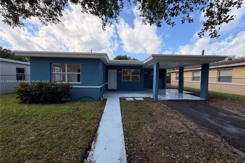 House in Fort Lauderdale, Florida 3 bedrooms, 116.03 sq.m. № 1952894 - photo 9