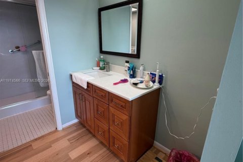 Condominio en venta en Coconut Creek, Florida, 2 dormitorios, 107.49 m2 № 2045986 - foto 13