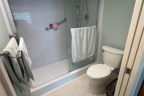 Condominio en venta en Coconut Creek, Florida, 2 dormitorios, 107.49 m2 № 2045986 - foto 14