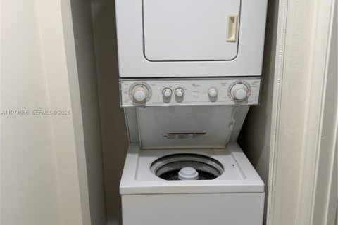 Condominio en venta en Coconut Creek, Florida, 2 dormitorios, 107.49 m2 № 2045986 - foto 15