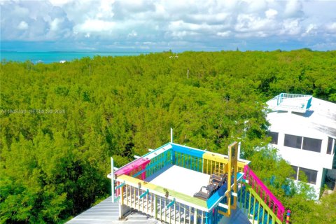 Villa ou maison à louer à Key Largo, Floride: 3 chambres, 115.94 m2 № 1999469 - photo 14