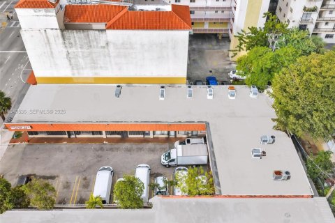 Commercial property in Miami, Florida № 2006135 - photo 29