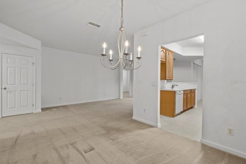 Condo in Davenport, Florida, 2 bedrooms  № 1571939 - photo 9