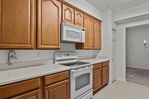 Condo in Davenport, Florida, 2 bedrooms  № 1571939 - photo 12