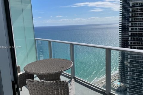 Купить кондоминиум в Холливуд, Флорида 2 спальни, 100.98м2, № 1763282 - фото 17