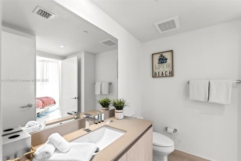 Condo in Hollywood, Florida, 2 bedrooms  № 1763282 - photo 26