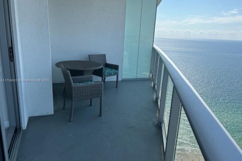 Купить кондоминиум в Холливуд, Флорида 2 спальни, 100.98м2, № 1763282 - фото 18