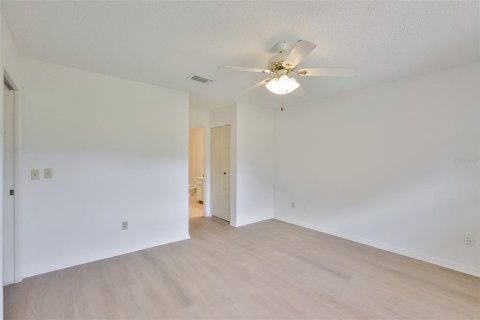 Casa en alquiler en Sun City Center, Florida, 2 dormitorios, 140.84 m2 № 1919164 - foto 27