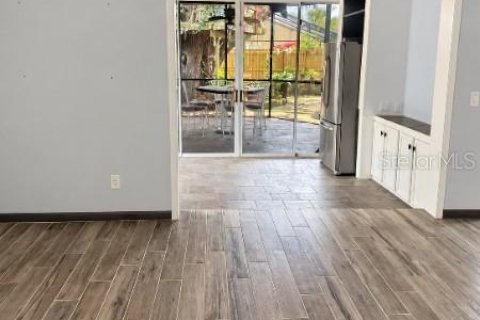 Casa en alquiler en Kissimmee, Florida, 4 dormitorios, 229.65 m2 № 2429578 - foto 7