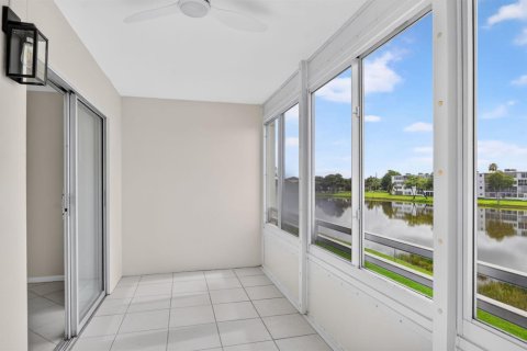 Copropriété à louer à Boca Raton, Floride: 2 chambres, 85.1 m2 № 2245900 - photo 25