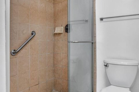 Copropriété à louer à Boca Raton, Floride: 2 chambres, 85.1 m2 № 2245900 - photo 17