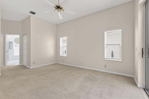 House in Stuart, Florida 3 bedrooms, 148.46 sq.m. № 2393192 - photo 10