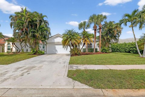House in Stuart, Florida 3 bedrooms, 148.46 sq.m. № 2393192
