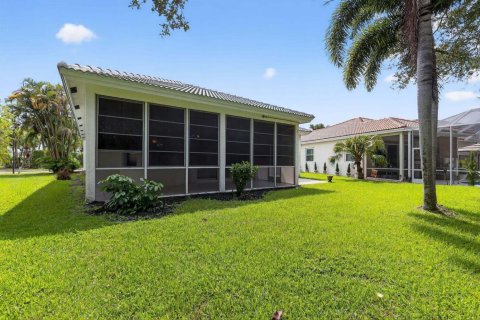 House in Stuart, Florida 3 bedrooms, 148.46 sq.m. № 2393192 - photo 22