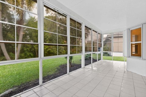 House in Stuart, Florida 3 bedrooms, 148.46 sq.m. № 2393192 - photo 14