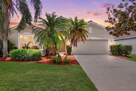 House in Bradenton, Florida 3 bedrooms, 190.64 sq.m. № 2349633