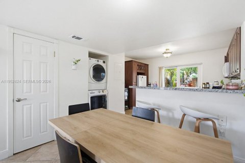 Купить таунхаус в Майами, Флорида 2 спальни, 84.91м2, № 2007822 - фото 7