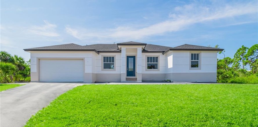 Casa en Port Charlotte, Florida 4 dormitorios, 167.22 m2 № 2298603