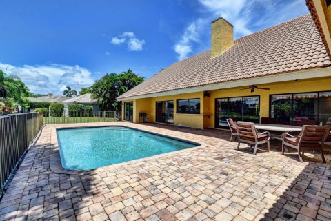 House in Boca Raton, Florida 4 bedrooms, 367.15 sq.m. № 2146585 - photo 30