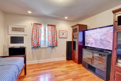 House in Boca Raton, Florida 4 bedrooms, 367.15 sq.m. № 2146585 - photo 23