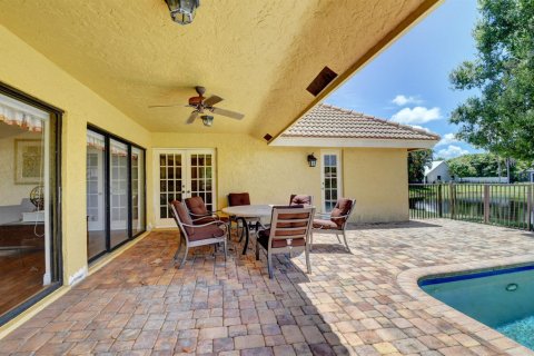 House in Boca Raton, Florida 4 bedrooms, 367.15 sq.m. № 2146585 - photo 29