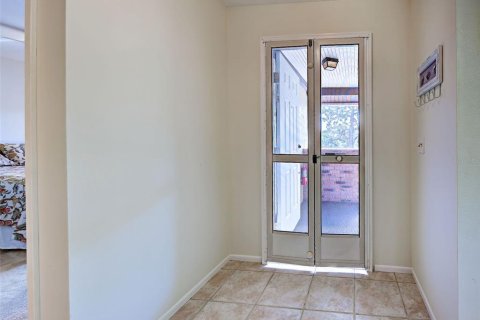 Condo in Venice, Florida, 2 bedrooms  № 2379685 - photo 13