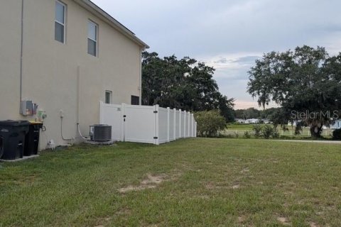 Touwnhouse à vendre à Davenport, Floride: 3 chambres, 163.04 m2 № 2352280 - photo 2