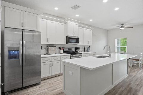 Casa en venta en Spring Hill, Florida, 3 dormitorios, 150.13 m2 № 2258967 - foto 15