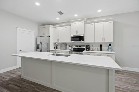 Casa en venta en Spring Hill, Florida, 3 dormitorios, 150.13 m2 № 2258967 - foto 16