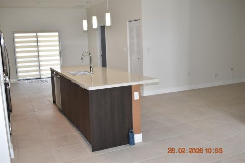 Condominio en venta en Doral, Florida, 2 dormitorios, 105.44 m2 № 2044447 - foto 12