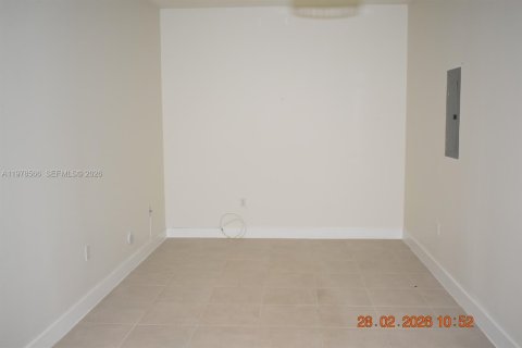 Condominio en venta en Doral, Florida, 2 dormitorios, 105.44 m2 № 2044447 - foto 13